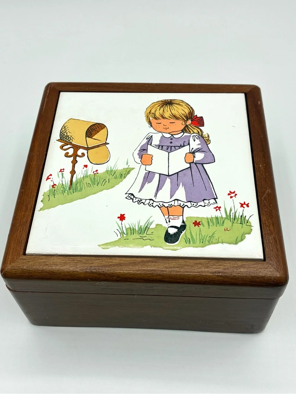 Vintage Mele Wood Jewelry Box Mirror Trinket Box Taiwan Girl Tile Lid